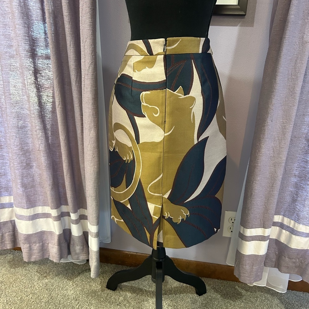 Ann Taylor Panther Skirt - Picture 5 of 7